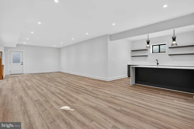 $2,295,000 | 604 Tapawingo Road Southwest, Vienna, VA 22180