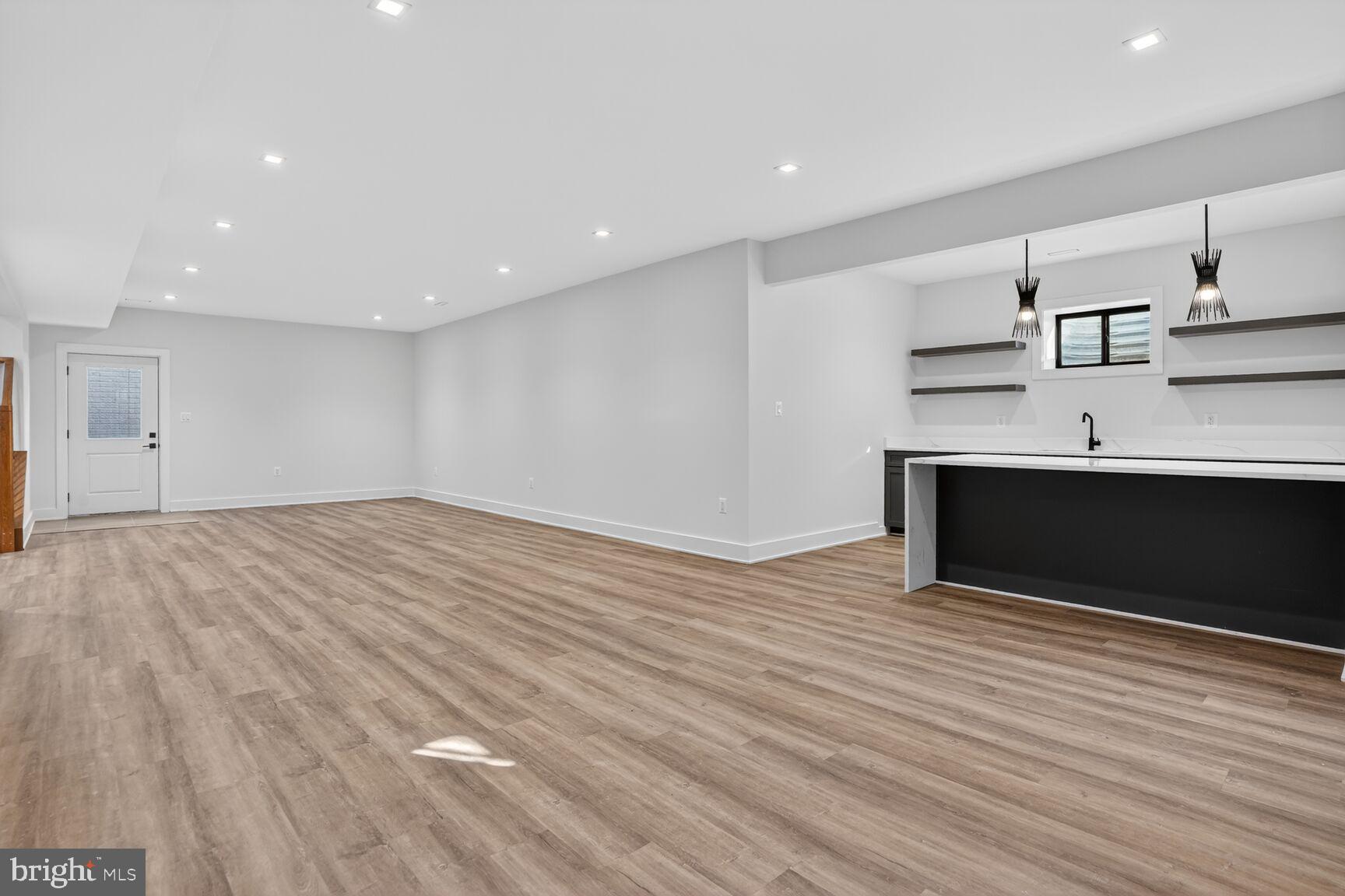 604 Tapawingo Road Southwest Vienna, VA 22180 - Photo 48 of 60