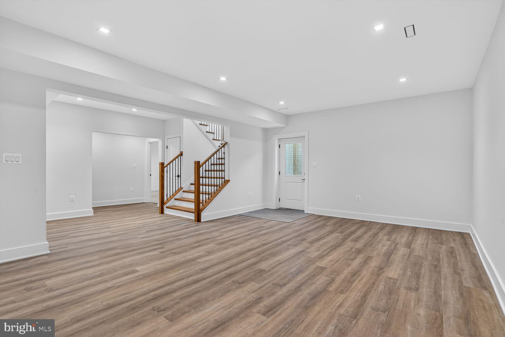 604 Tapawingo Road Southwest Vienna, VA 22180 - Photo 51 of 60