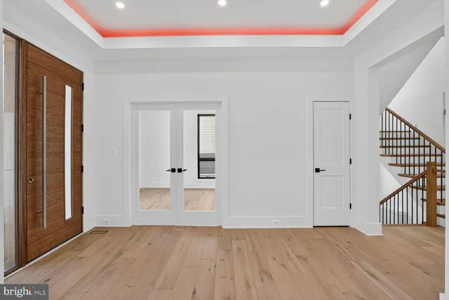 $2,295,000 | 604 Tapawingo Road Southwest, Vienna, VA 22180