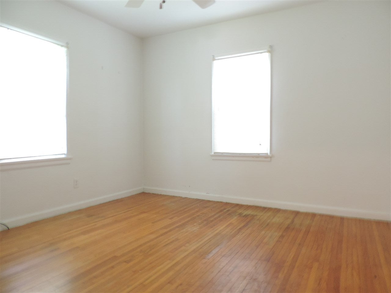 836 Maxwell Street Waterloo, IA 50701 - Photo 11 of 12 Gallery Image 11