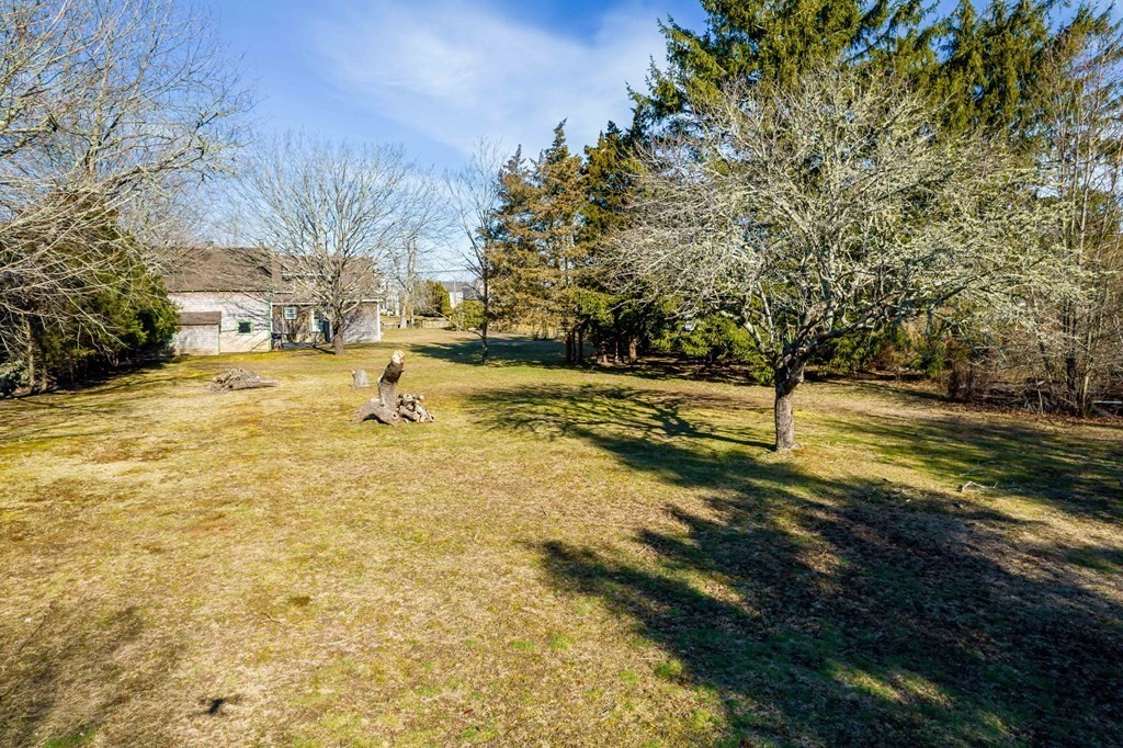 236 Russells Mills Road Dartmouth, MA 02748 - Photo 7 of 30 a view of yard with trees