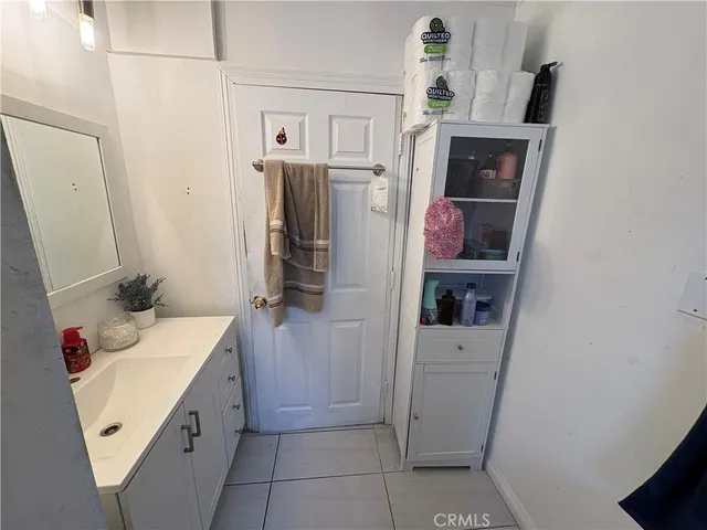 $795,000 | 1610 North Fries Avenue, Wilmington, CA 90744