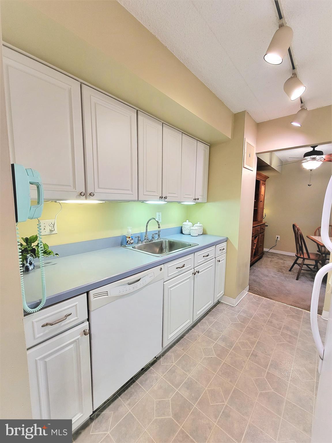 800 Avondale Road, Unit 3G Wallingford, PA 19086 - Photo 19 of 87 Kitchen