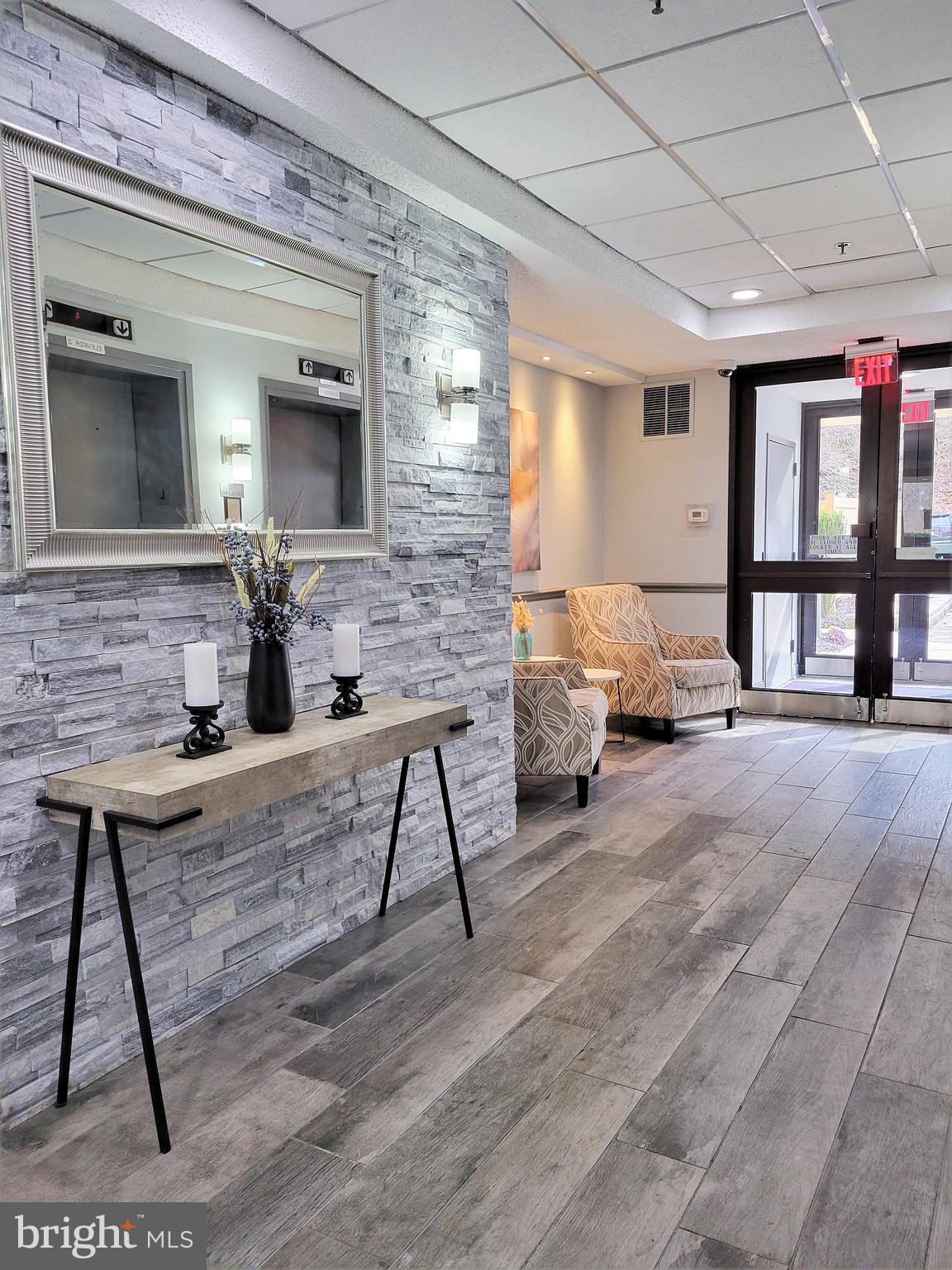 800 Avondale Road, Unit 3G Wallingford, PA 19086 - Photo 9 of 87 Lobby