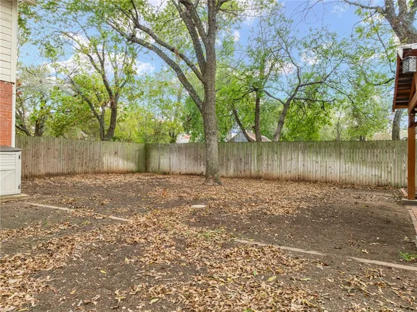 $515,000 | 501 Adams Avenue, McGregor, TX 76657