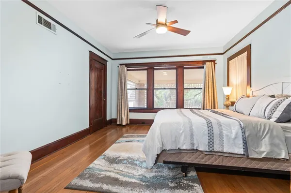 $515,000 | 501 Adams Avenue, McGregor, TX 76657