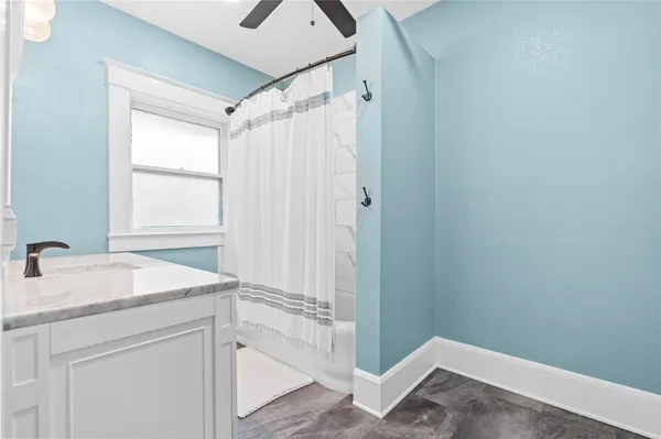 $515,000 | 501 Adams Avenue, McGregor, TX 76657