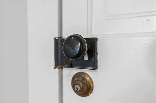 $515,000 | 501 Adams Avenue, McGregor, TX 76657