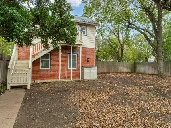 $515,000 | 501 Adams Avenue, McGregor, TX 76657