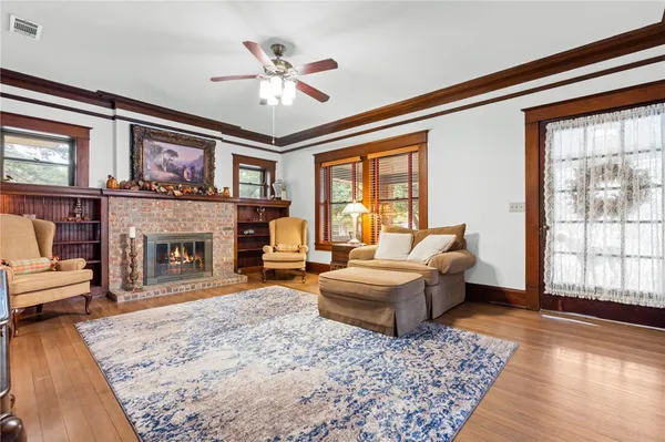 $515,000 | 501 Adams Avenue, McGregor, TX 76657