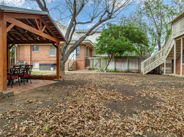 $515,000 | 501 Adams Avenue, McGregor, TX 76657
