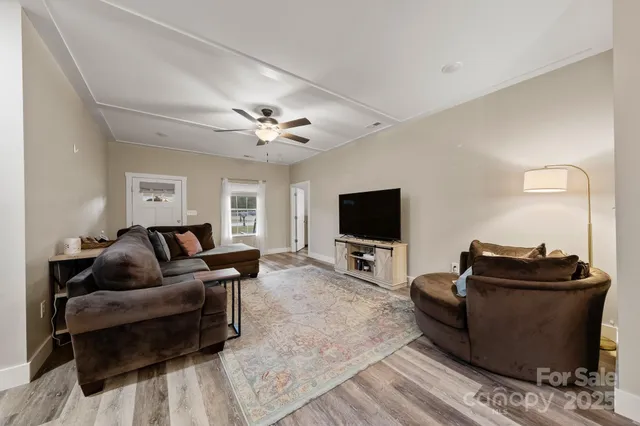 $340,000 | 727 State Road 665, Fort Lawn, SC 29714