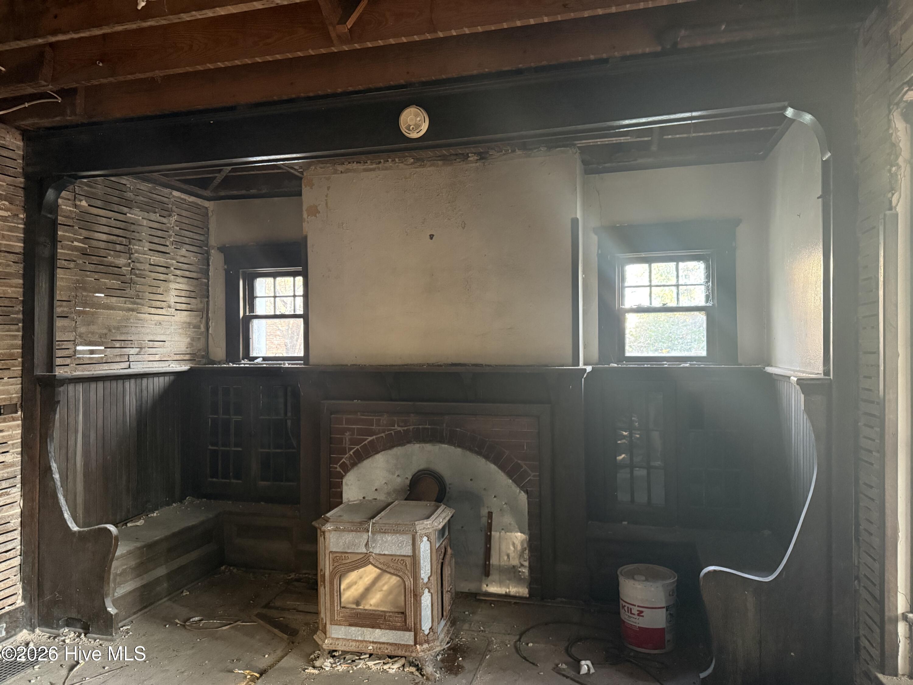 316 Entwistle Street Hamlet, NC 28345 - Photo 37 of 37 living room