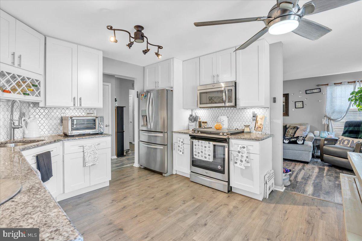 427 Cooper Folly Road Atco, NJ 08004 - Photo 8 of 28 Gallery Image 8