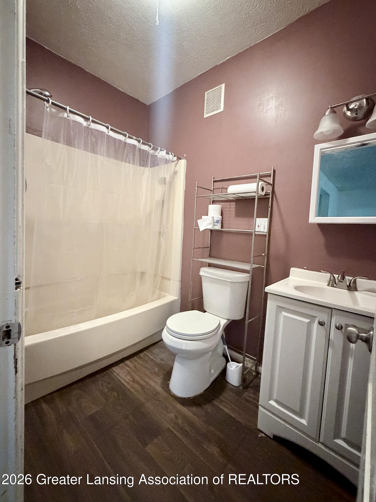 126 East 1st Street Perry, MI 48872 - Photo 22 of 25 IMG_7621