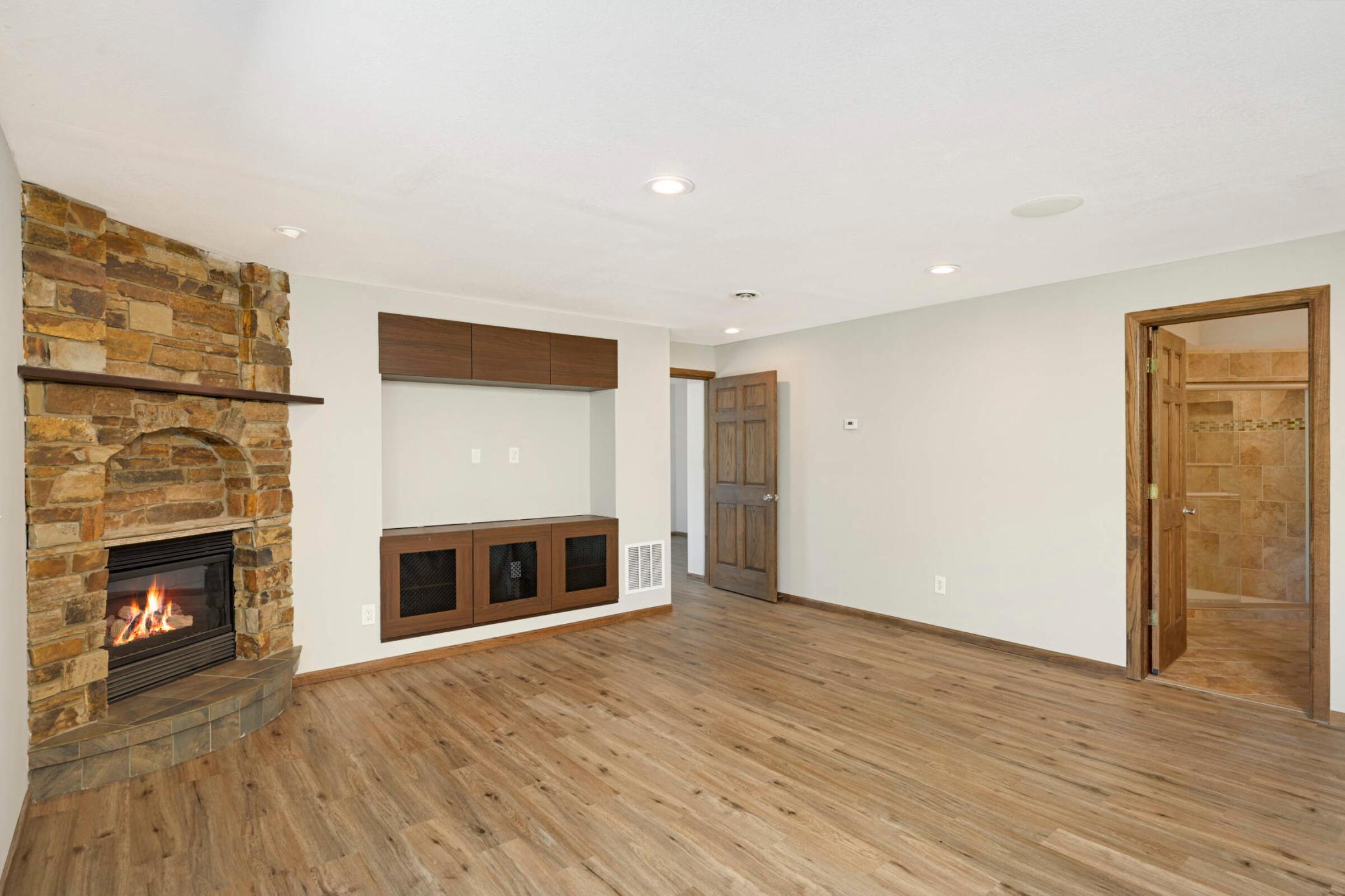 1803 Red Oak Ridge Carver, MN 55315 - Photo 40 of 49 Gallery Image 40