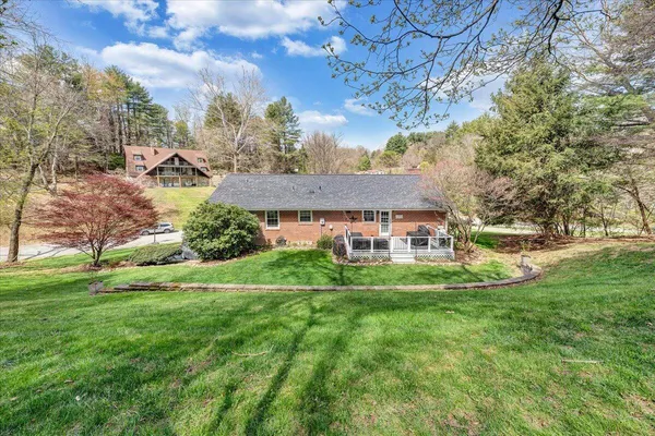 $464,950 | 3 Pine View Drive, Radford, VA 24141