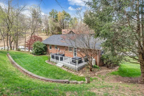 $464,950 | 3 Pine View Drive, Radford, VA 24141