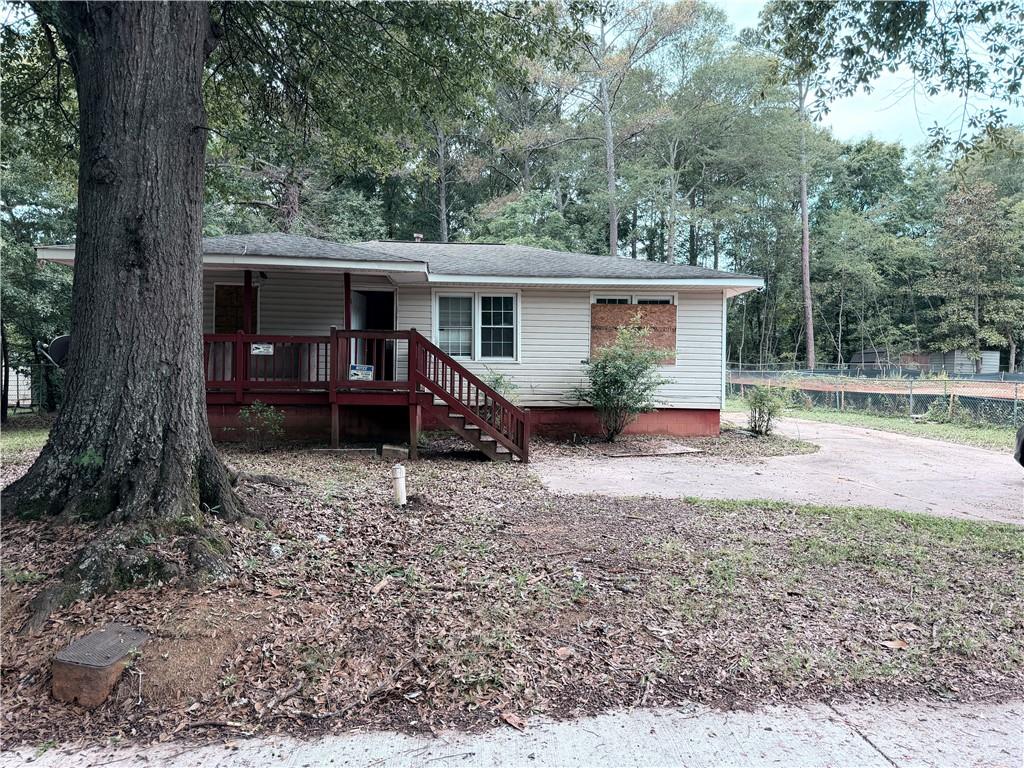 8122 Puckett Street Southwest Covington, GA 30014 - Photo 2 of 11