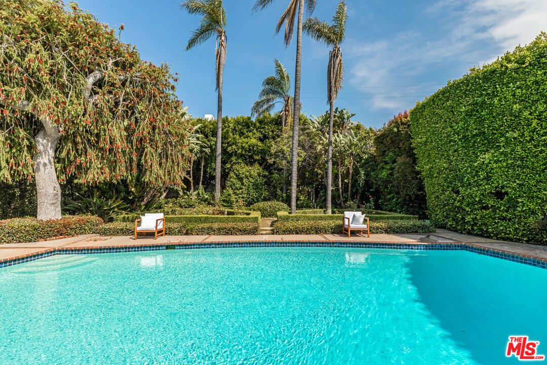 540 Adelaide Drive Santa Monica, CA 90402 - Photo 23 of 45 a view of a park with large trees