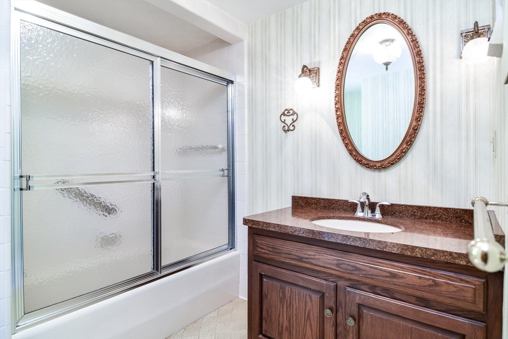 54 Yorkshire Road Dover, MA 02030 - Photo 21 of 26