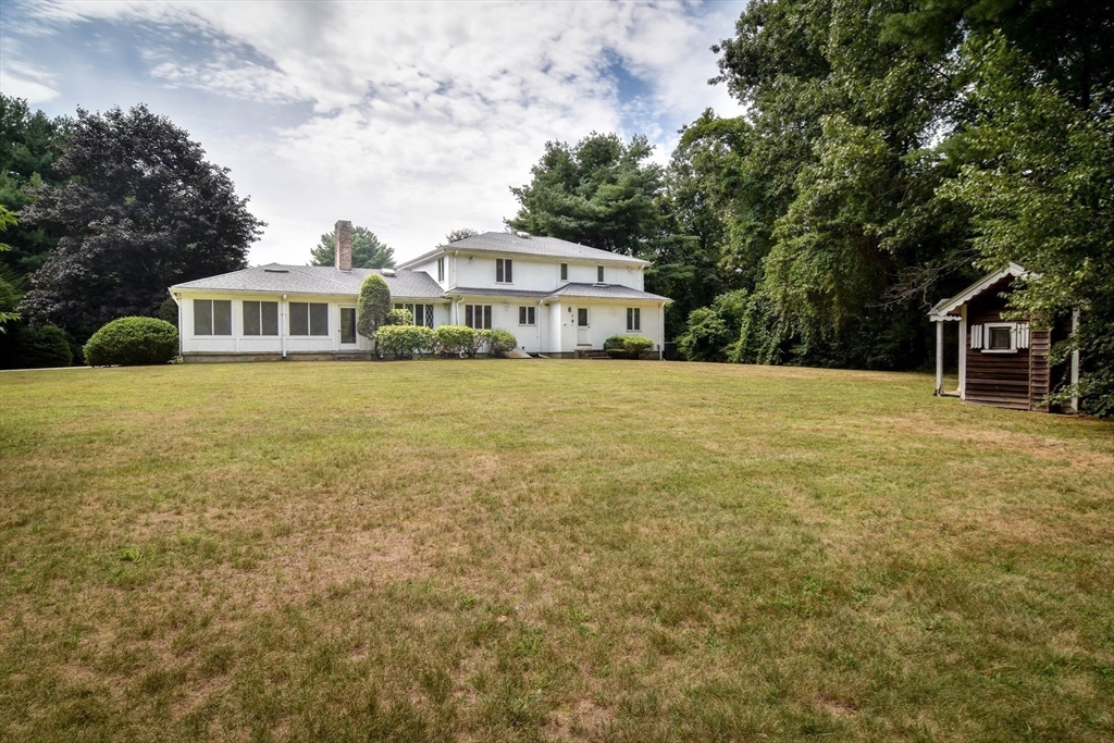 54 Yorkshire Road Dover, MA 02030 - Photo 4 of 26