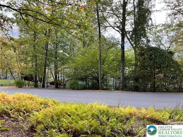 $20,000 | 127 Edgewater Drive, Unit LOT 11 ABCD, Dingmans Ferry, PA 18328