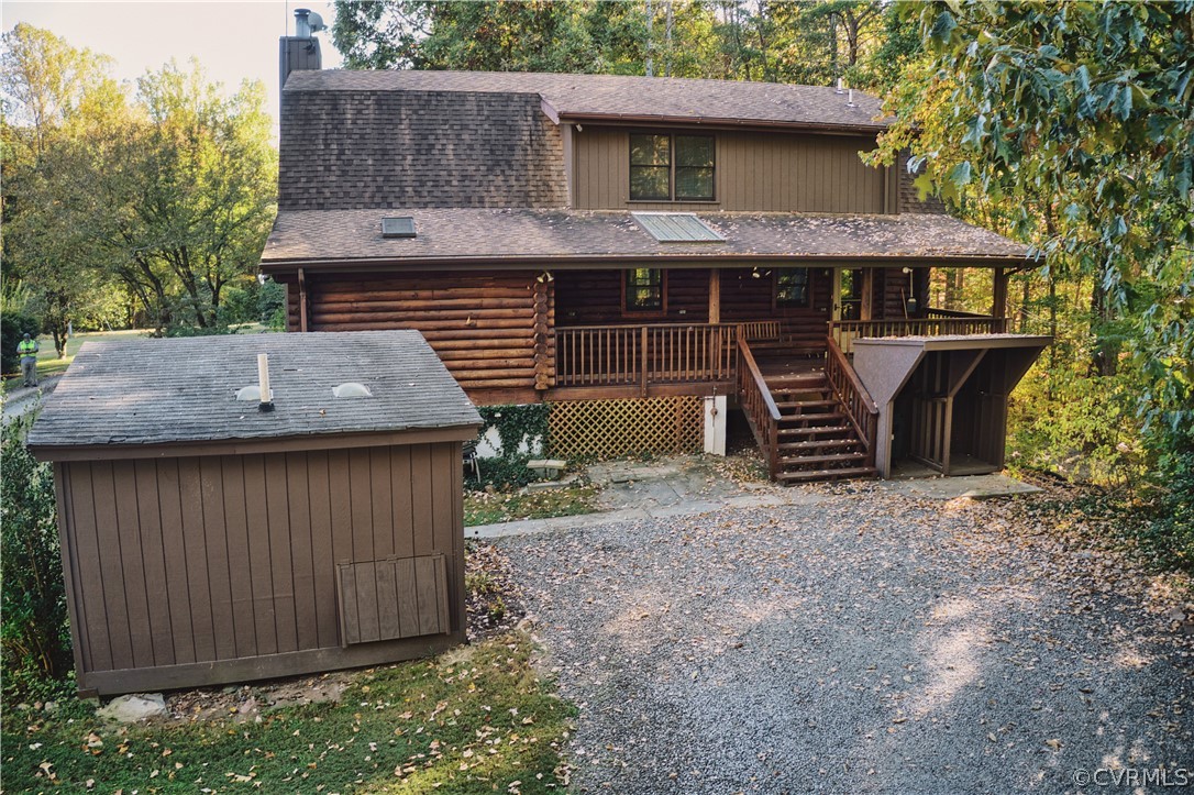 2526 Harris Creek Road Prospect, VA 23960 - Photo 2 of 50 a front view of a house with garden