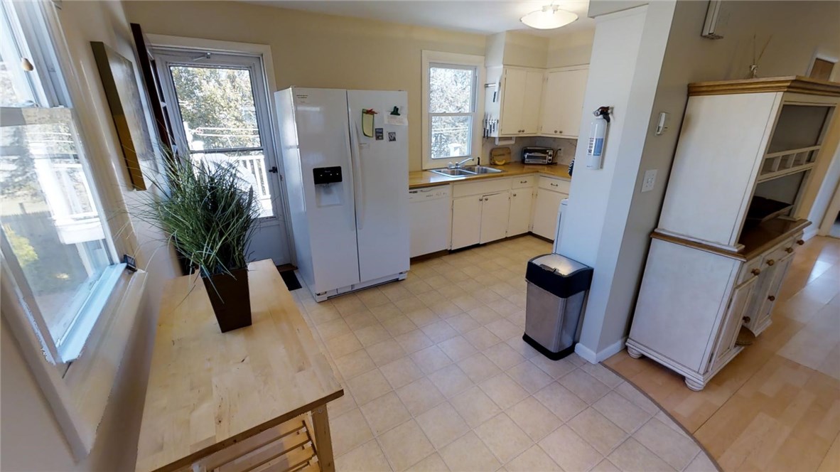 37 Juniper Road South Kingstown, RI 02879 - Photo 12 of 25 Gallery Image 12