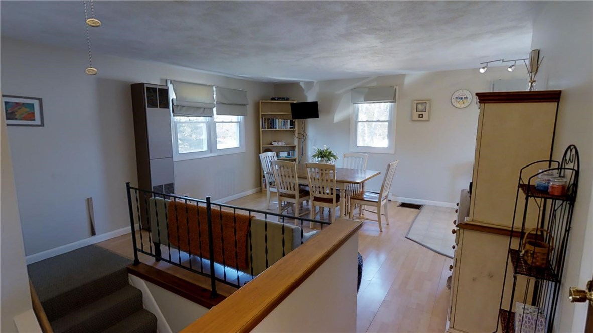 37 Juniper Road South Kingstown, RI 02879 - Photo 15 of 25 Gallery Image 15