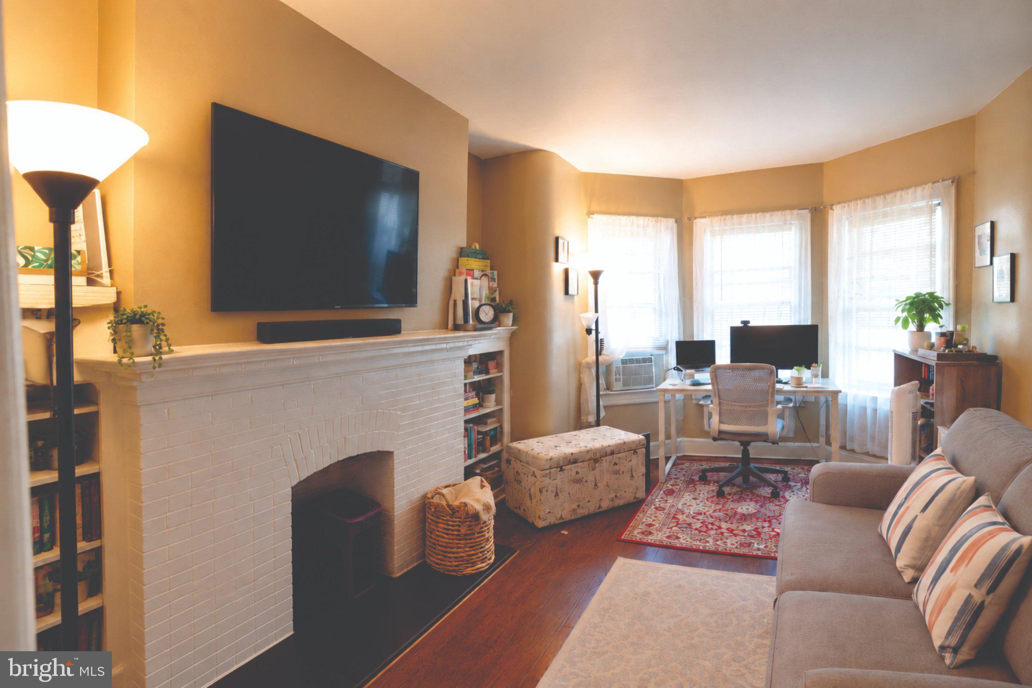 1904 Calvert Street Northwest, Unit 2 Washington, DC 20009 - Photo 8 of 12 AI Generated Living Room View