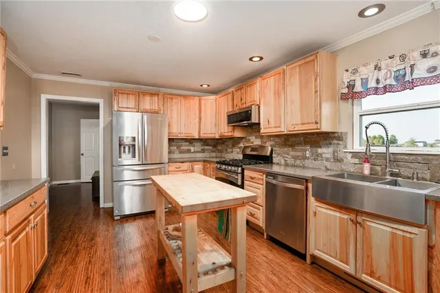 $595,000 | 4539 Neosho Road, Wellsville, KS 66092