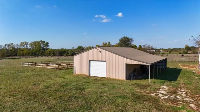 $595,000 | 4539 Neosho Road, Wellsville, KS 66092