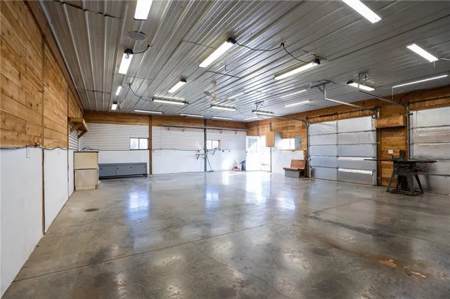 $595,000 | 4539 Neosho Road, Wellsville, KS 66092