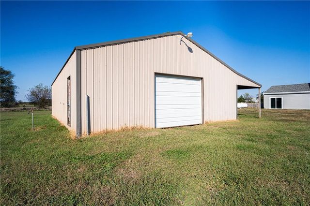 $595,000 | 4539 Neosho Road, Wellsville, KS 66092
