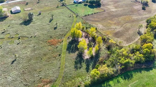 $595,000 | 4539 Neosho Road, Wellsville, KS 66092