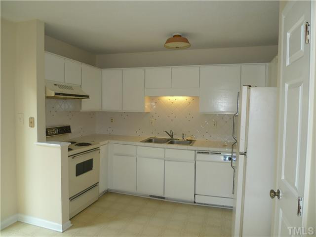 6018 Farm Gate Road Raleigh, NC 27606 - Photo 3 of 6 Kitchen