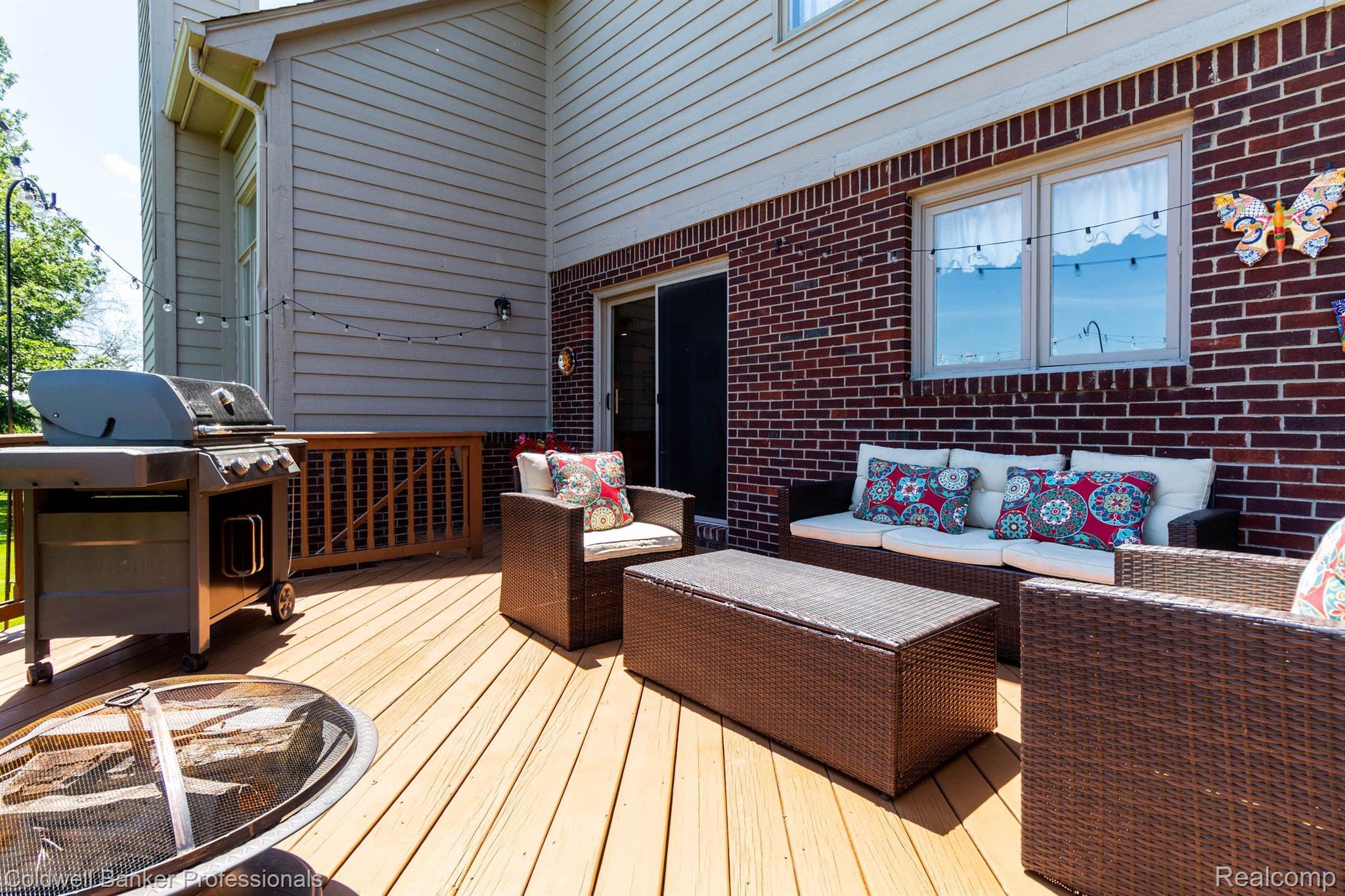 1385 Tulberry Circle Rochester, MI 48306 - Photo 62 of 63 Gallery Image 62