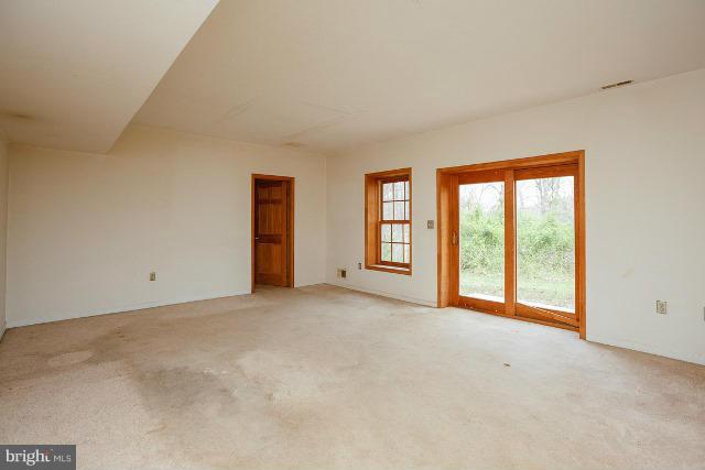 9003 Dogwood Road Baltimore, MD 21244 - Photo 13 of 25 Interior (General)
