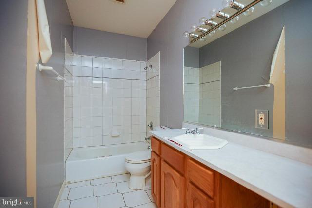 9003 Dogwood Road Baltimore, MD 21244 - Photo 20 of 25 Interior (General)