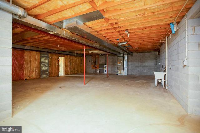 9003 Dogwood Road Baltimore, MD 21244 - Photo 4 of 25 Interior (General)