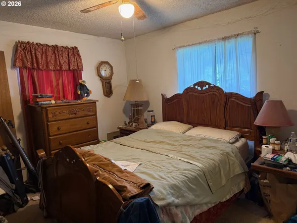 $125,000 | 332 Southeast Pitzer Street, Roseburg, OR 97470