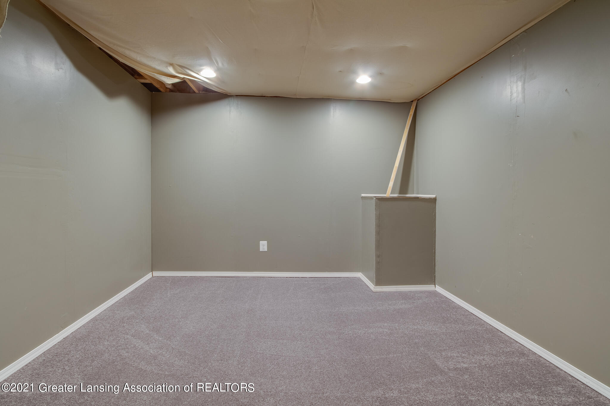 2367 Mt Hope Road Okemos, MI 48864 - Photo 22 of 33 2367_Mt_Hope_JEFF-36