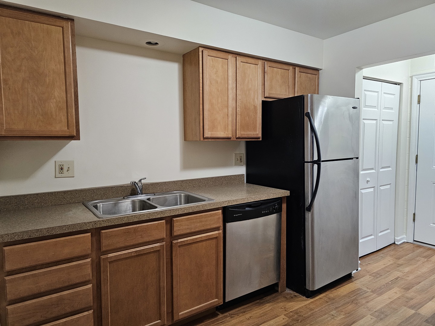 833 Village Quarter Road, Unit G7 West Dundee, IL 60118 - Photo 11 of 29