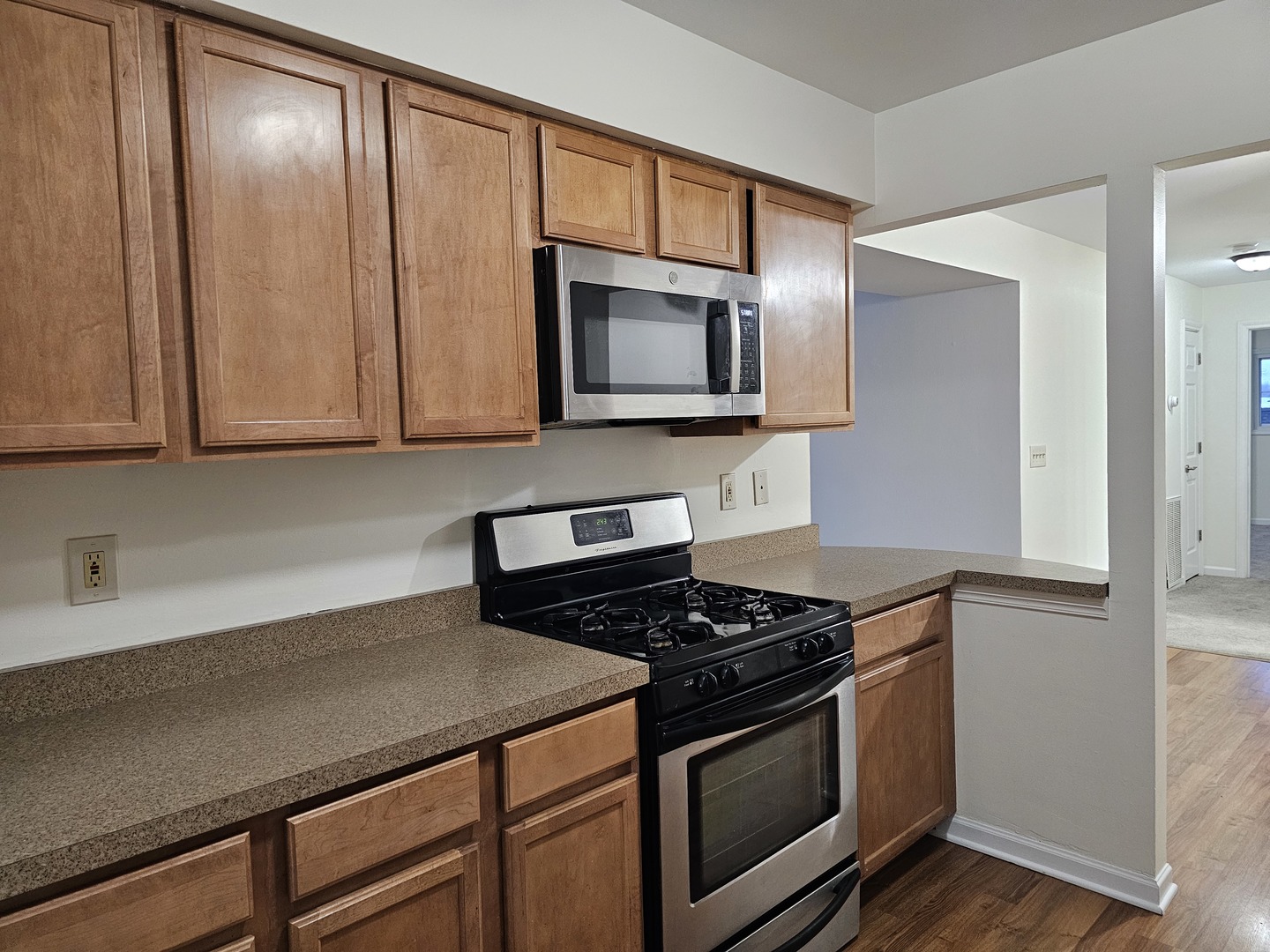 833 Village Quarter Road, Unit G7 West Dundee, IL 60118 - Photo 13 of 29