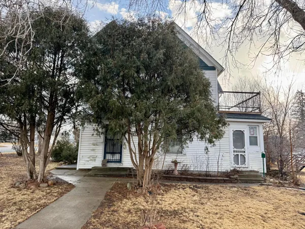 $100,000 | 321 North Section Avenue, Spring Valley, MN 55975