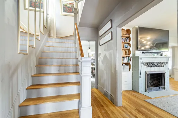 $265,000 | 11 Barrows Street, Paris, ME 04281