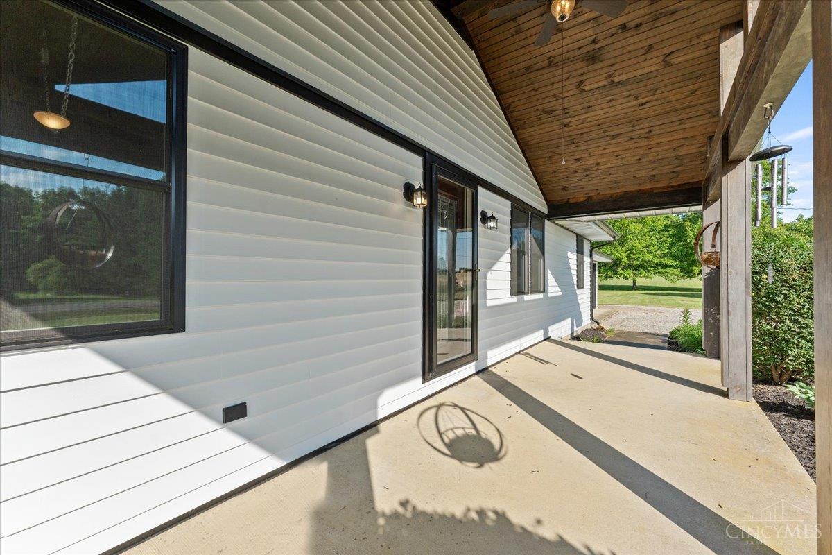 1003 Cross Road Winchester, OH 45697 - Photo 33 of 57