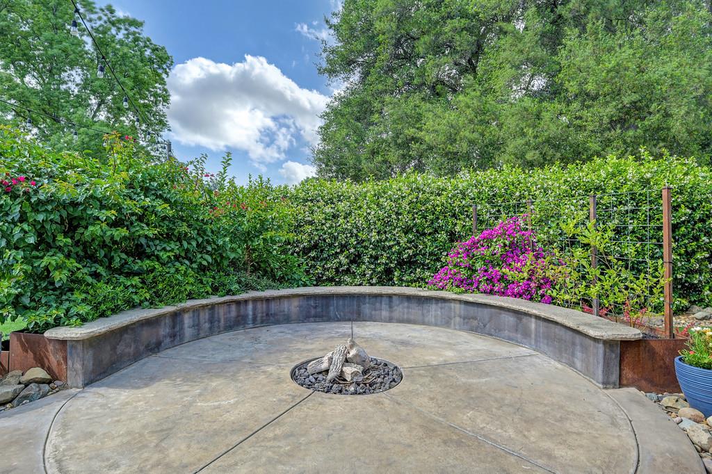 325 Diamond Oaks Road Roseville, CA 95678 - Photo 41 of 48